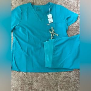 Figs size XXL teal scrubs NWT